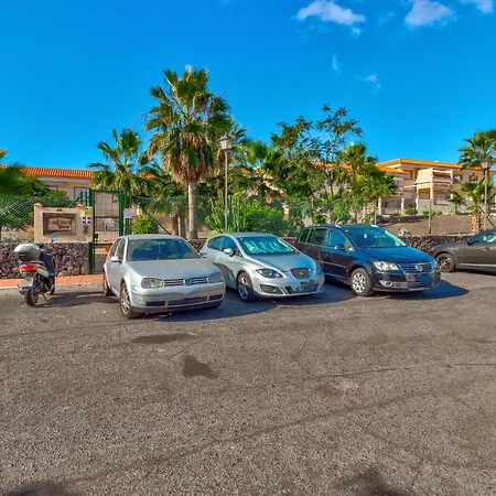 アパート La De Chayofa